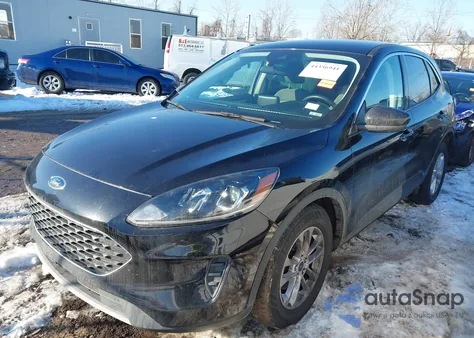 2021 Ford Escape Se z USA, uszkodzony, nr VIN 1FMCU0G67MUB03258